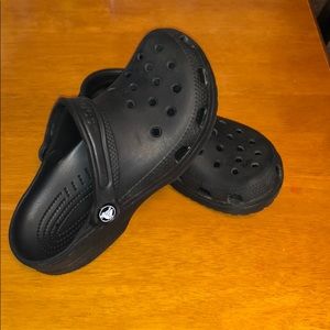 Black Crocs